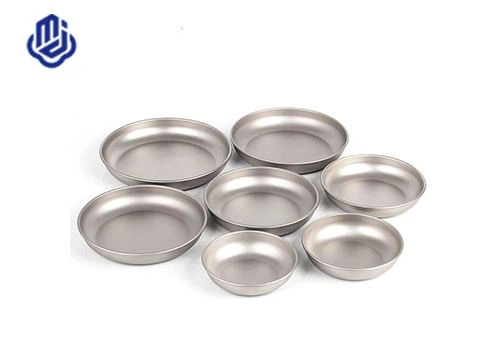 Platos de titanio
