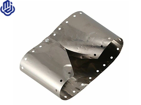 Protector contra el viento de lámina de titanio